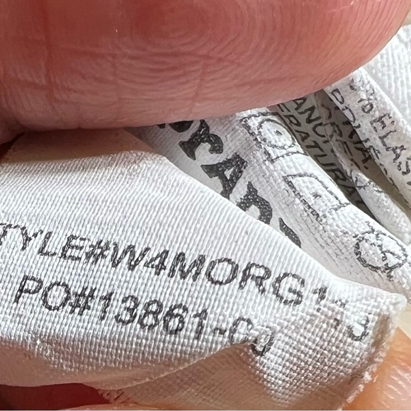 Prana Women’s Stone Cargo Shorts, size 8. - Picture 8 of 12